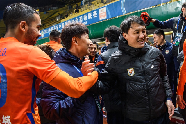 这也行？今晚波特兰开拓者备战德甲上海久事调整名单备战中超，山东男篮官宣签约备战亚冠的简单介绍